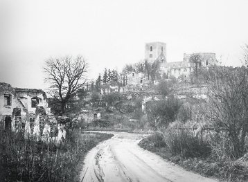 Die Ortschaft Döllersheim nach dem Abzug der Roten Armee (Foto: Archiv TÜPl A)