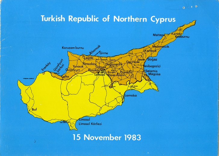 Eine Postkarte der „Turkish Cypriot Foundation“ von 1983 zeigt die Aufteilung der Insel. (Foto: Lugert)