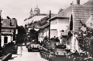 Sowjetische Truppen am 8. Mai 1945 in Melk. (Foto: Stadtarchiv Amstetten)